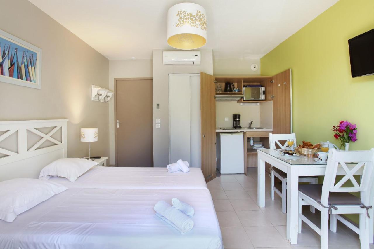 Residence Odalys Les Oceanides La Londe-les-Maures Buitenkant foto